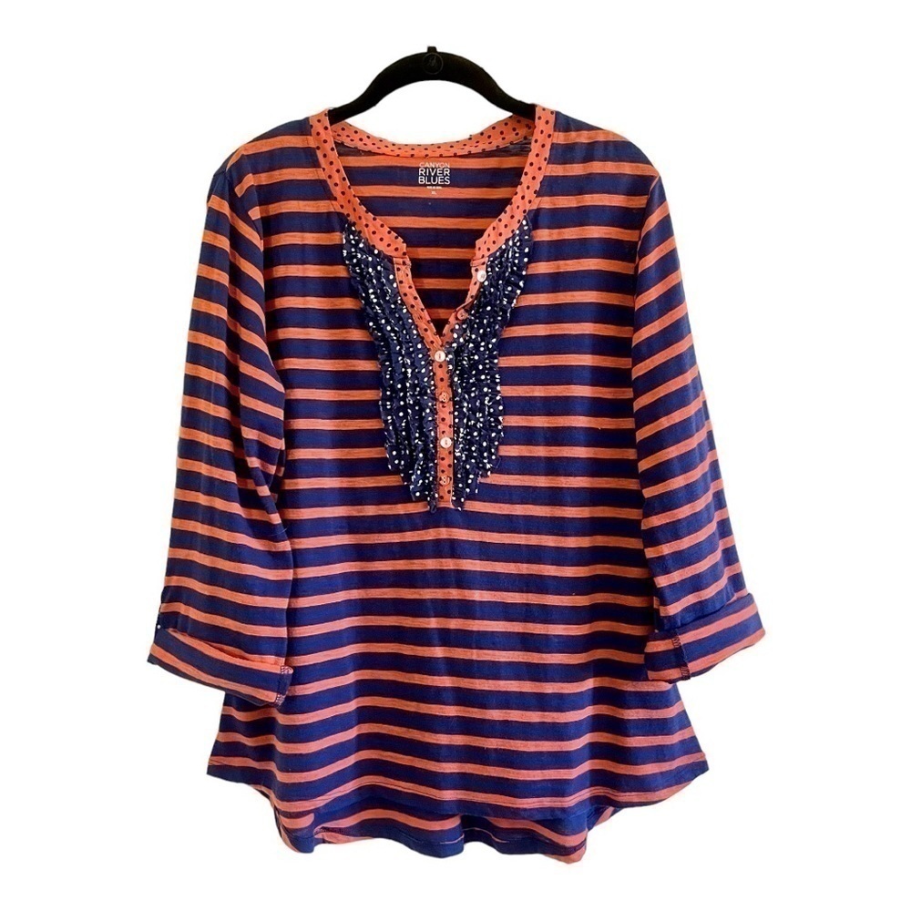 CANYON RIVER BLUES, WOMENS STRIPE TOP. V-NECK, BUTTON CLOSURE. SIZE XL